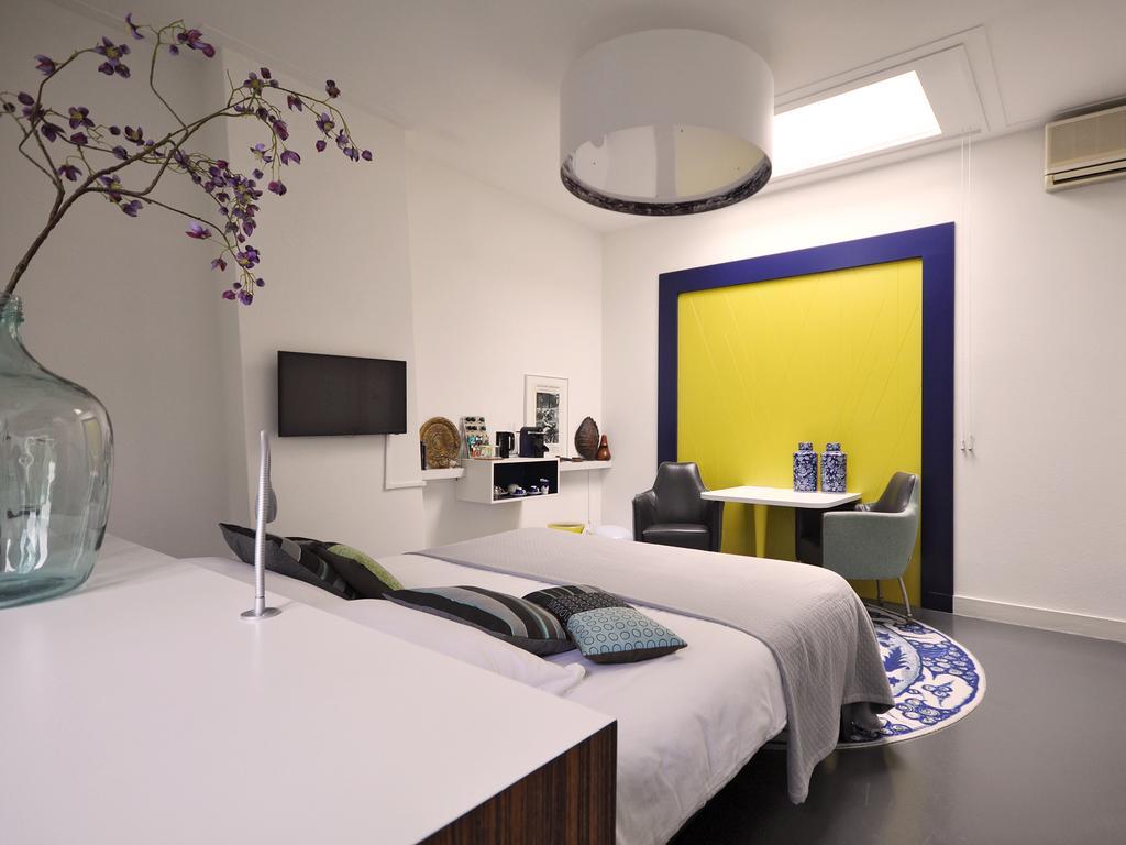 Het Blauwe Uur Bed & Breakfast ไนเมเคิน ภายนอก รูปภาพ